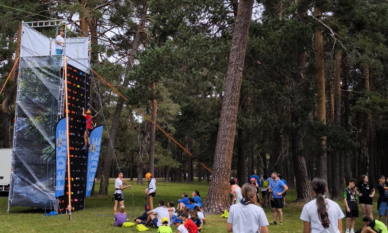 Rocodromo Portatil publicidad 10 metros web