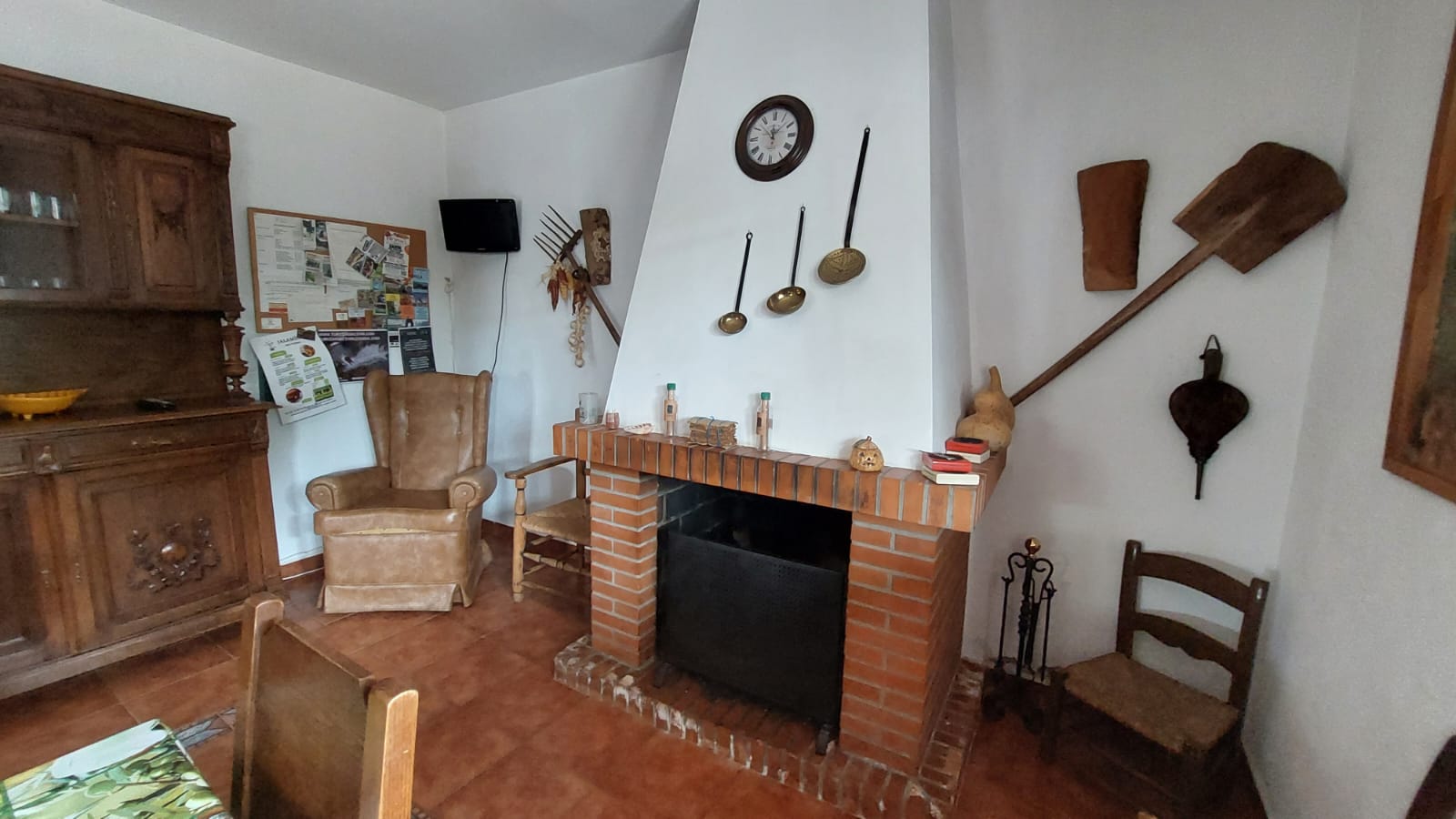 chimenea casa rural
