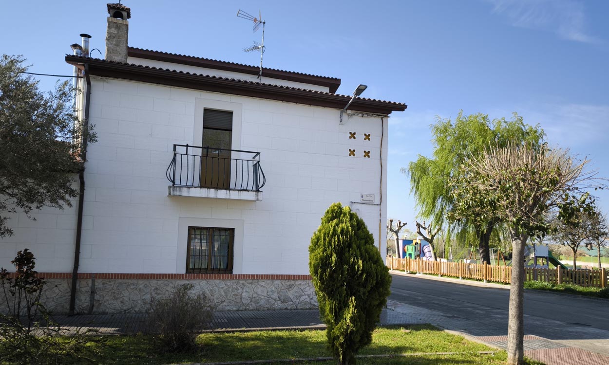 lateral 2 Casa Rural Ciudad Rodrigo Ivanrey web