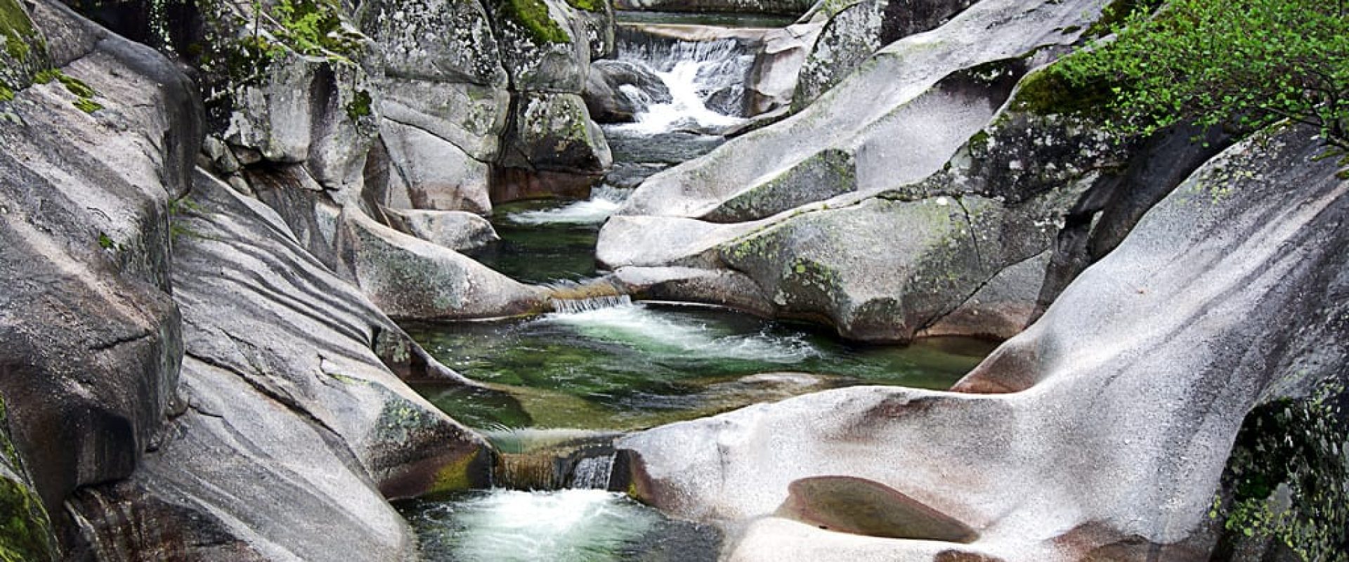 garganta-de-los-infiernos-turismo activa